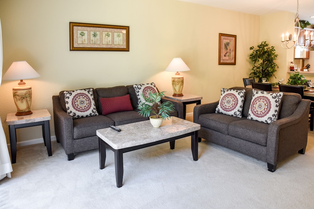 Orlando Resort Rentals near Universal 28/50