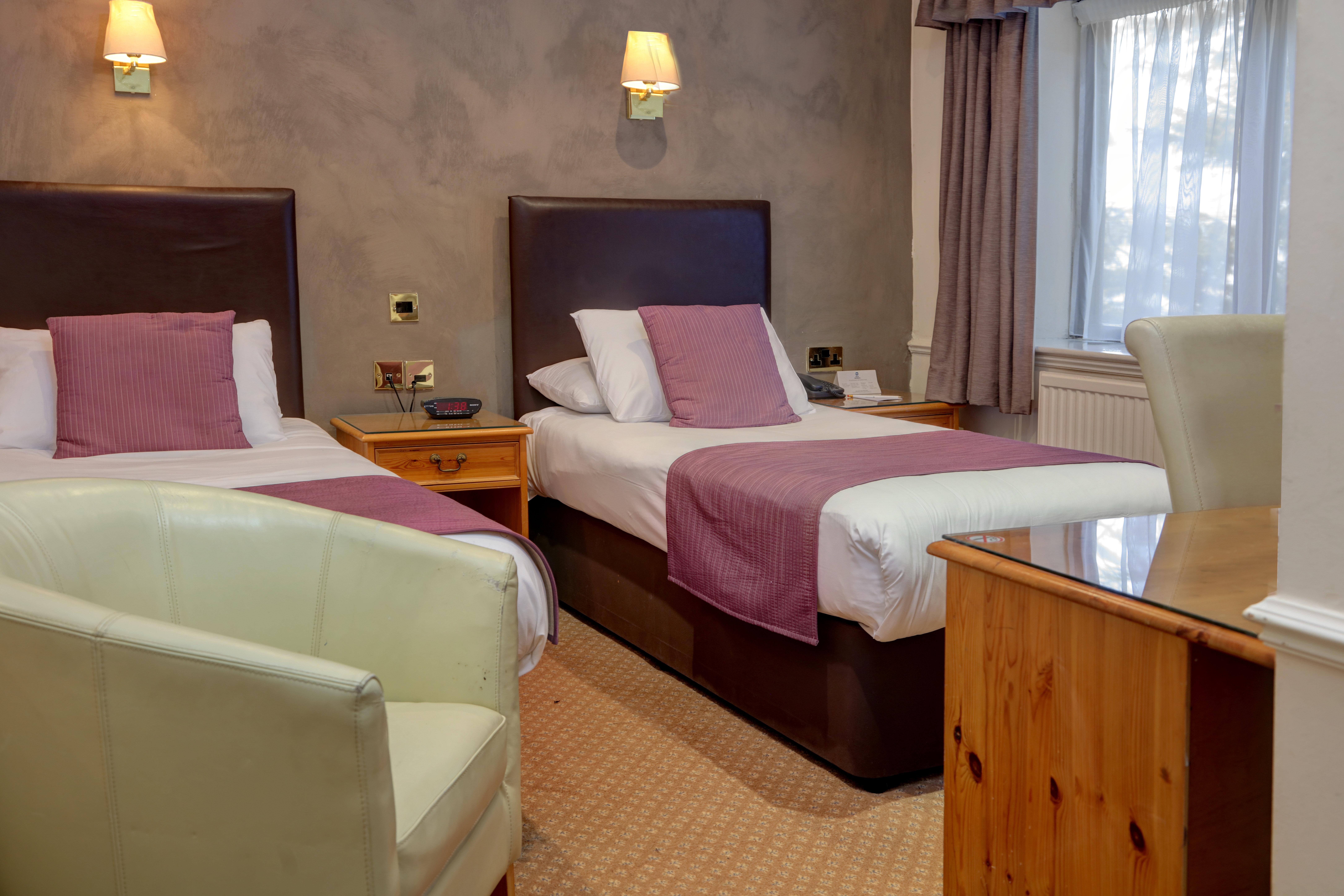 Standard, Twin Beds