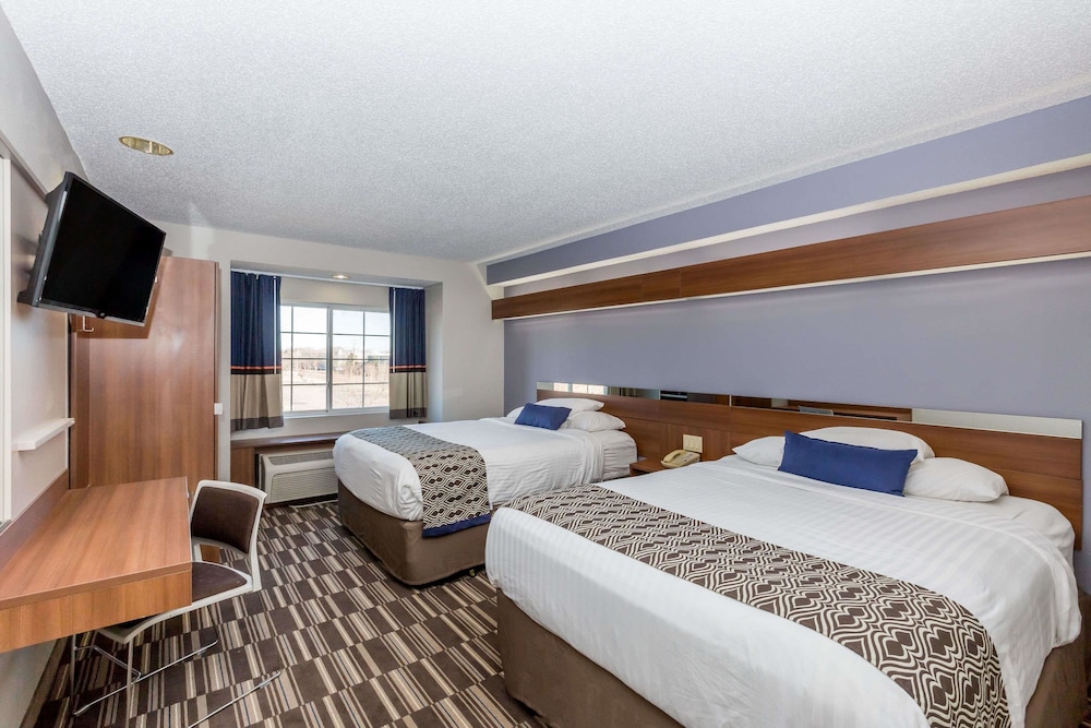 Microtel Inn Suites By Wyndham Sioux Falls 17/40