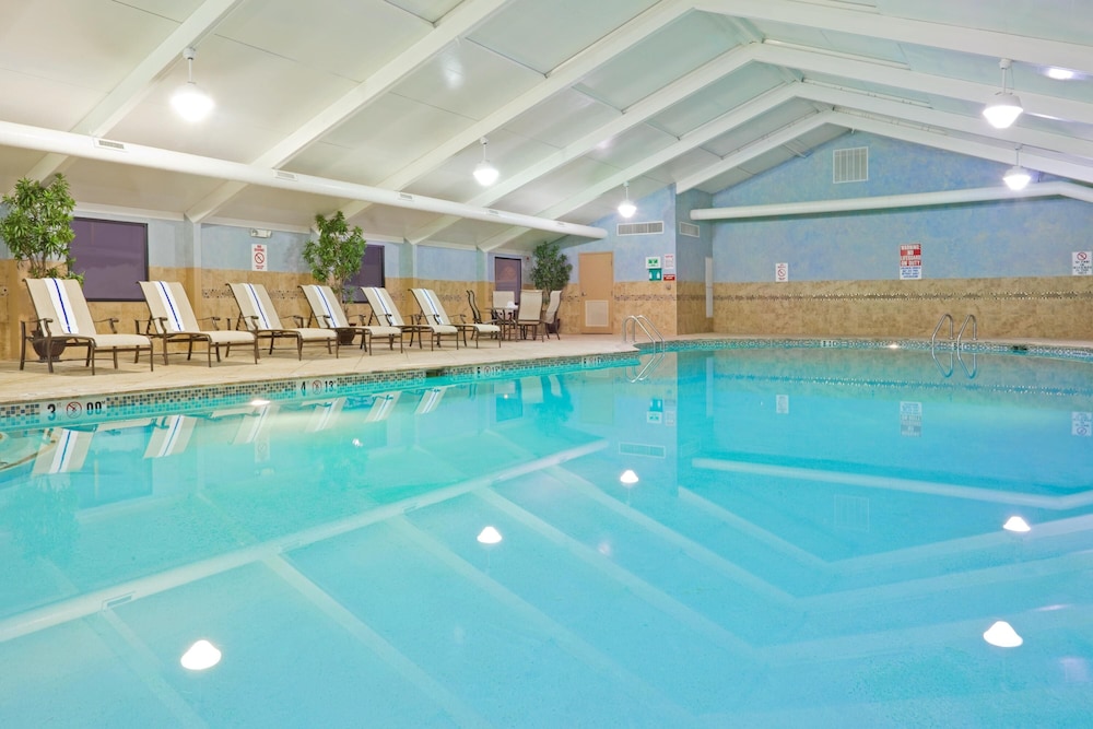 swimming pool spa