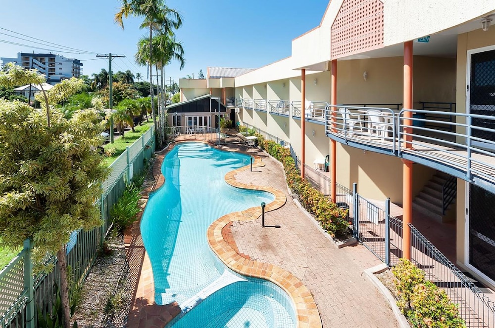 Tropical Queenslander in CAIRNS