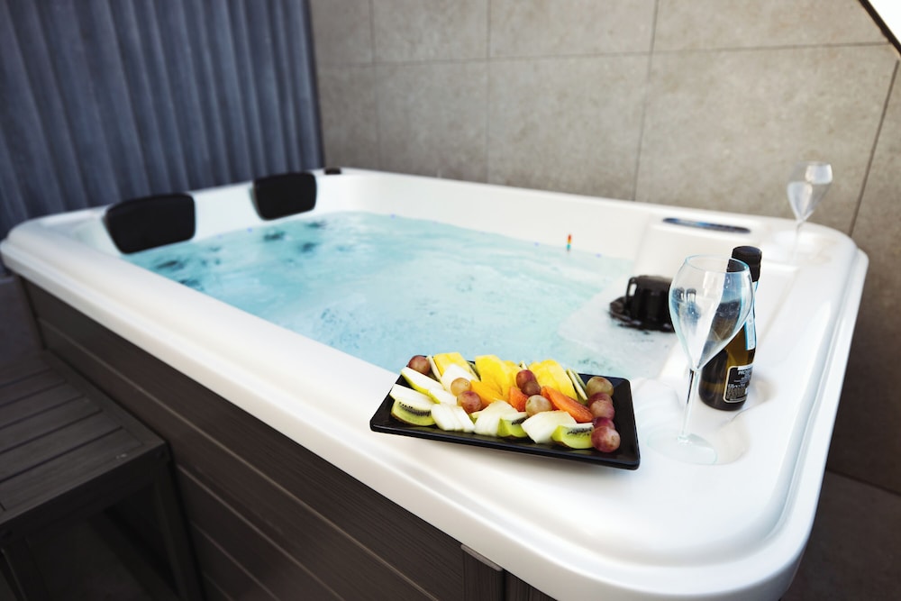 So City Hotel - Adults Only 38/64