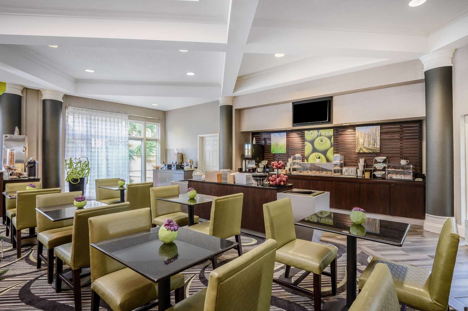 La Quinta Inn & Suites by Wyndham Myrtle Beach Broadway Area 41/54