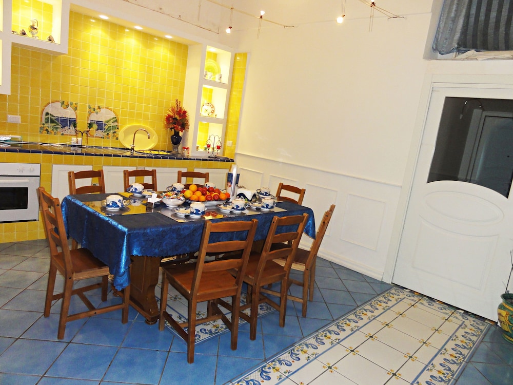 Bed And Breakfast Dimora Carlo Iii 36/43