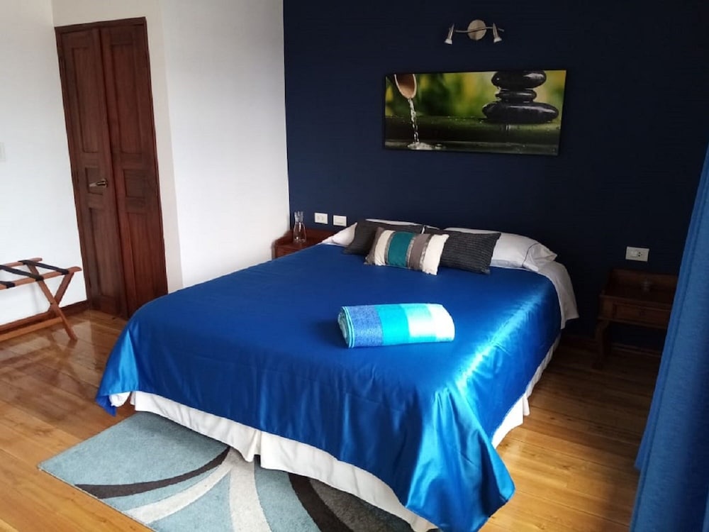 Hotel Casa Ecuatreasures Centro Historico 18/70