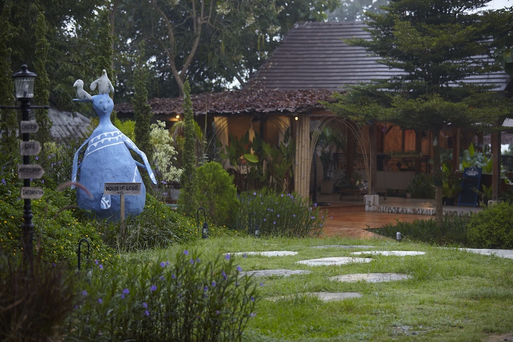 House Of Love At Pai 59/67