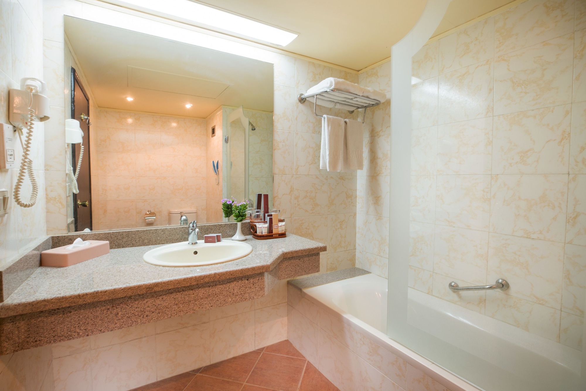 شاليه بسريرين منفصلين بإطلالة على الحديقة، Pyramisa Island Hotel Aswan 5/6