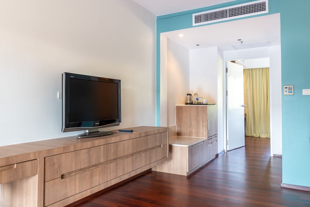 Radisson Resort and Suites Phuket 7/72