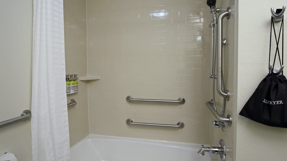 Candlewood Suites Dallas-Frisco NW Toyota Ctr 11/50
