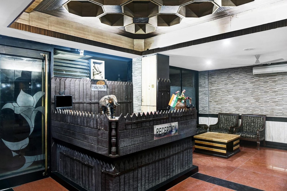 HOTEL ARCH MANOR DELUXE 4/22