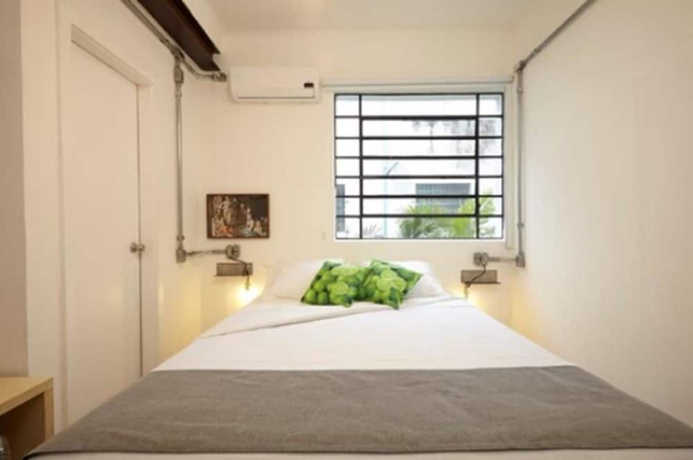 GUEST URBAN HOTEL 24/56