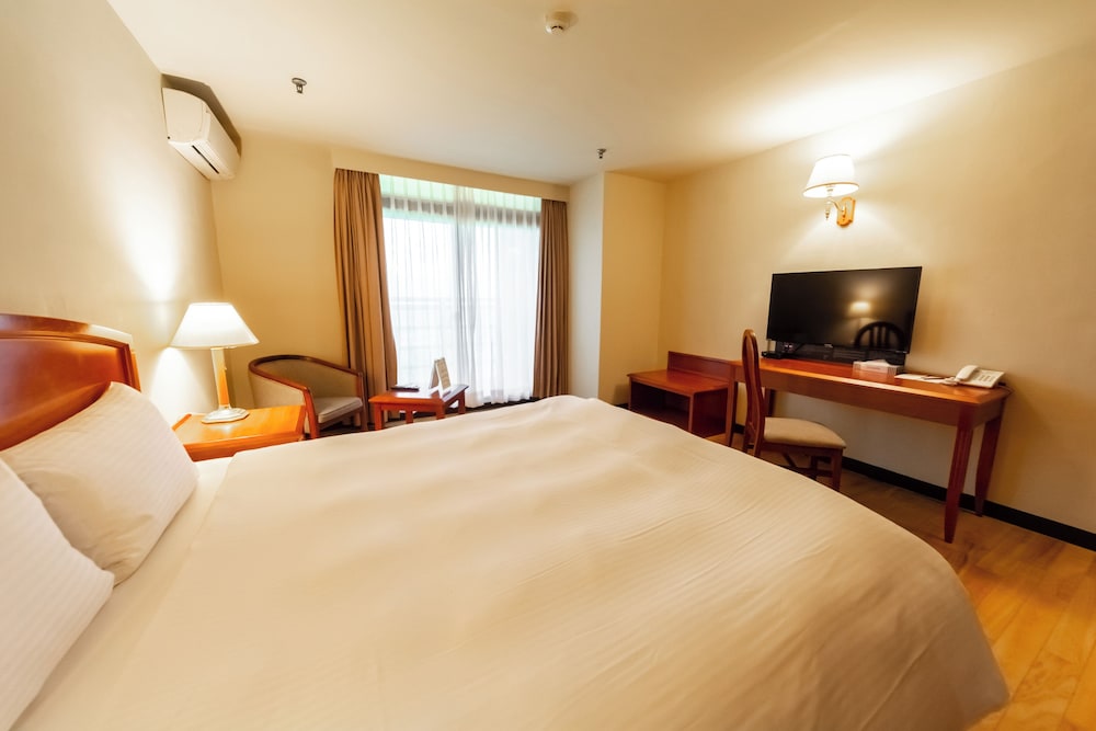 Landis Inn Lotung 23/73