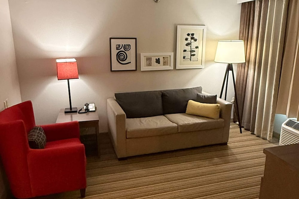 Country Inn Suites By Radisson Mason City Ia 35/50