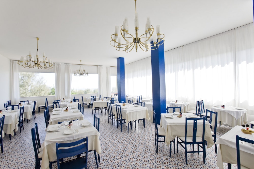 Hotel City Beach Resort 38/53