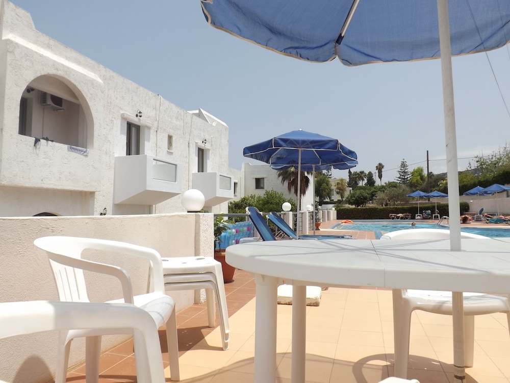 Dimitra Hotel 25/42