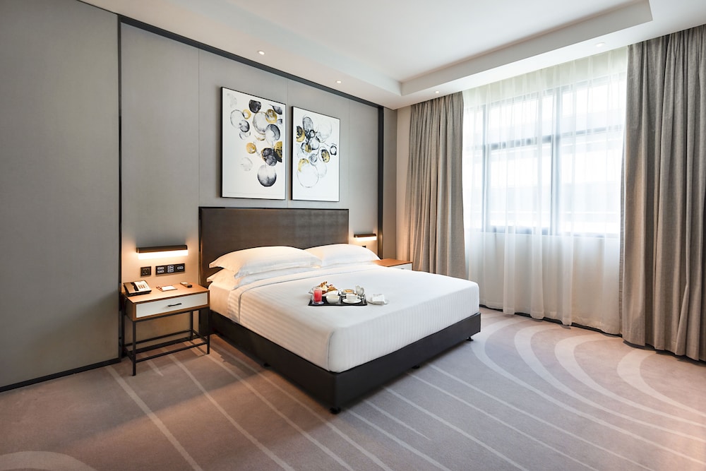 Asiana Grand Hotel 11/52