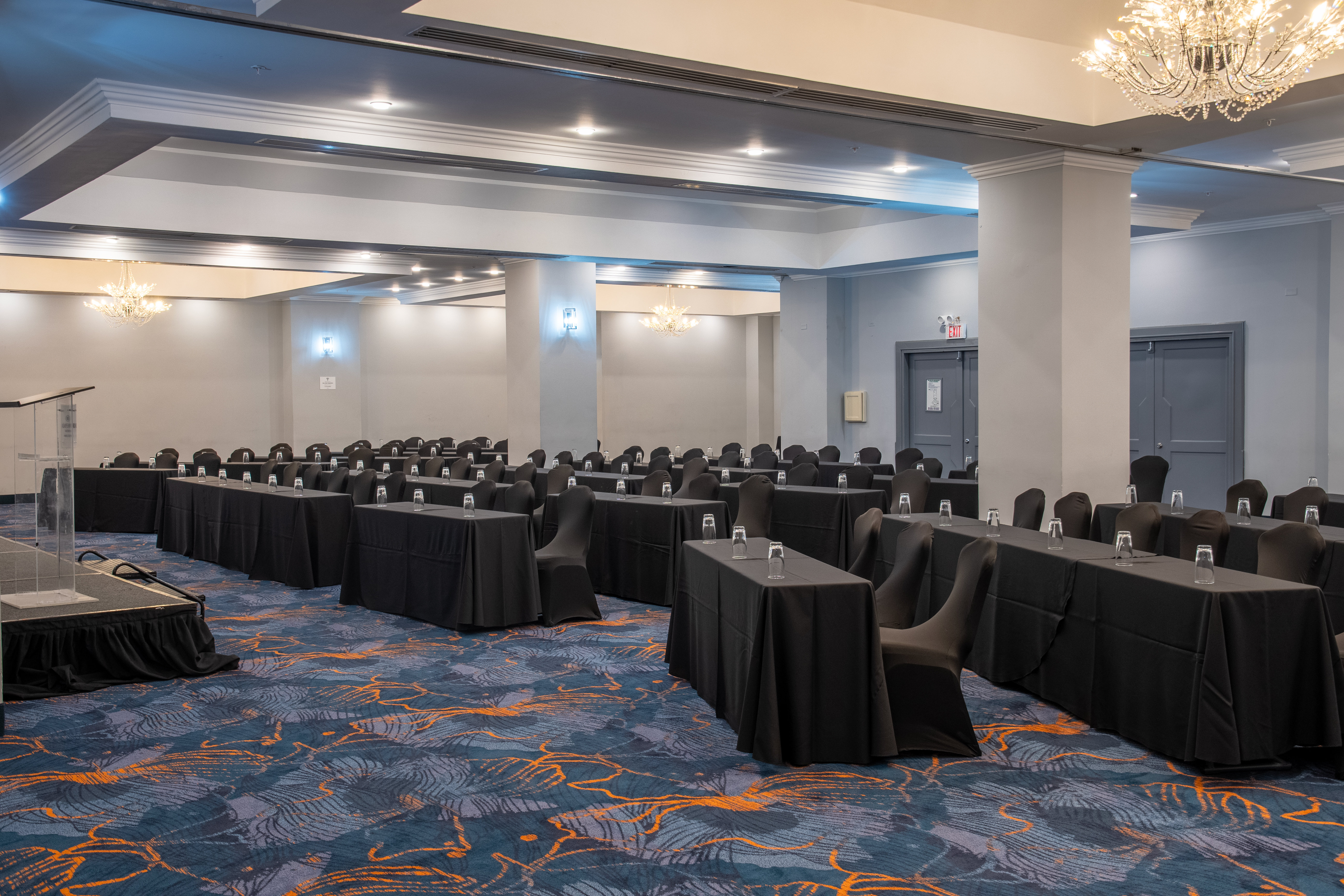 Crowne Plaza San Jose La Sabana by IHG 67/73
