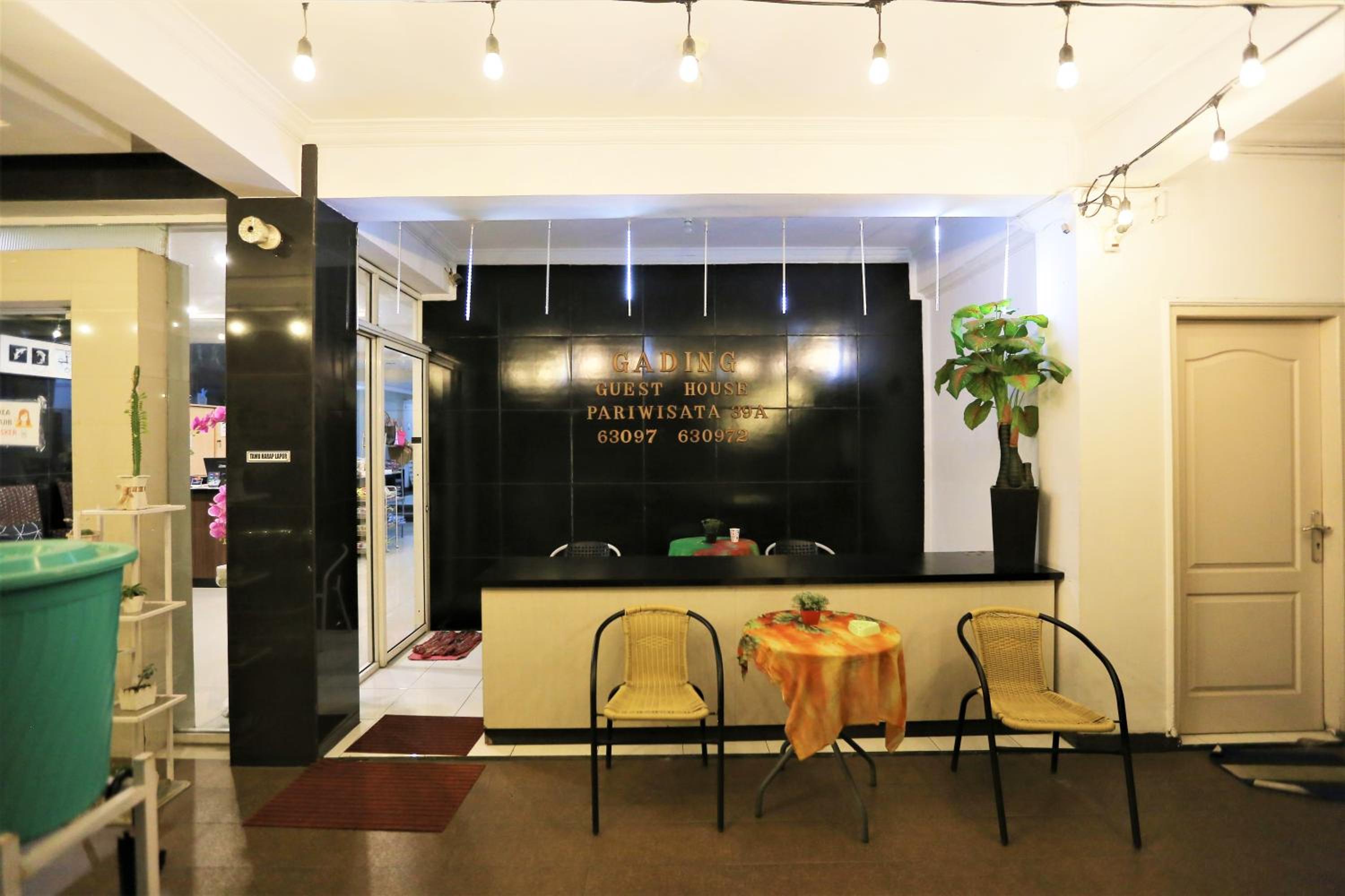 Gading Guest House 32/36