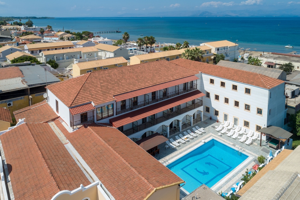 Lefkimi Hotel 6/53