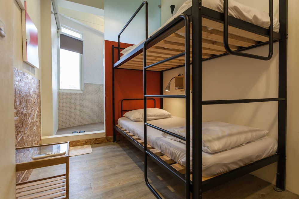 Sleeping Boot Hostel 37/61