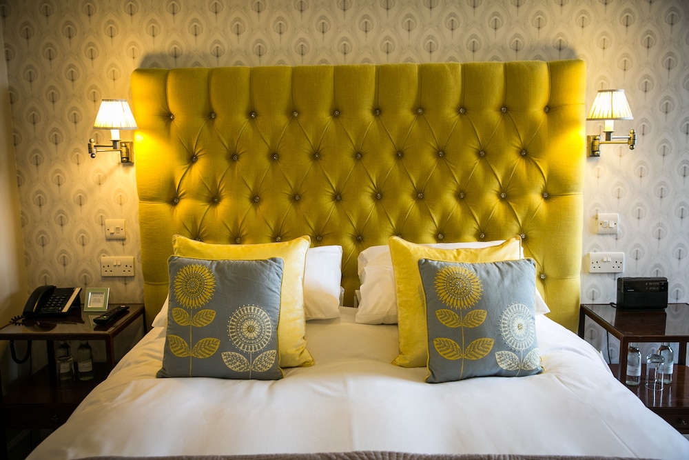 The Stable Courtyard Bedrooms At Leeds Castle 22/44