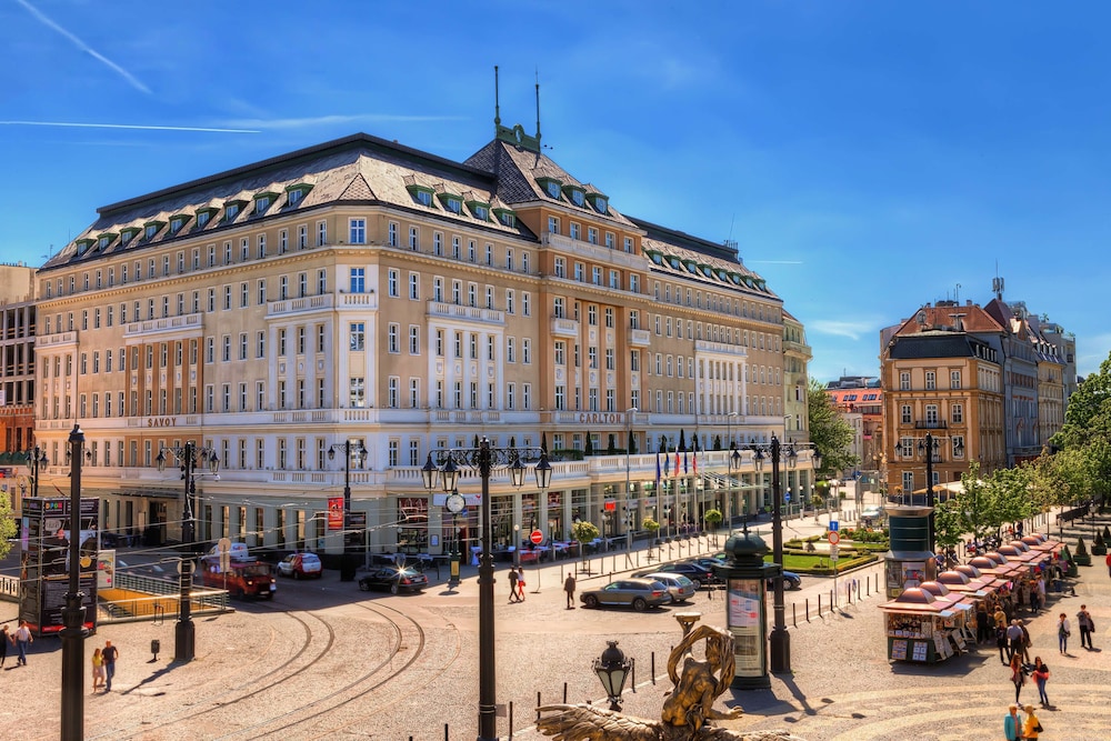 Radisson Blu Carlton 67/73