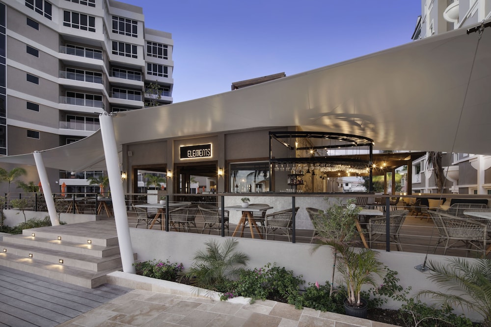O2 Beach Club And Spa 2/50