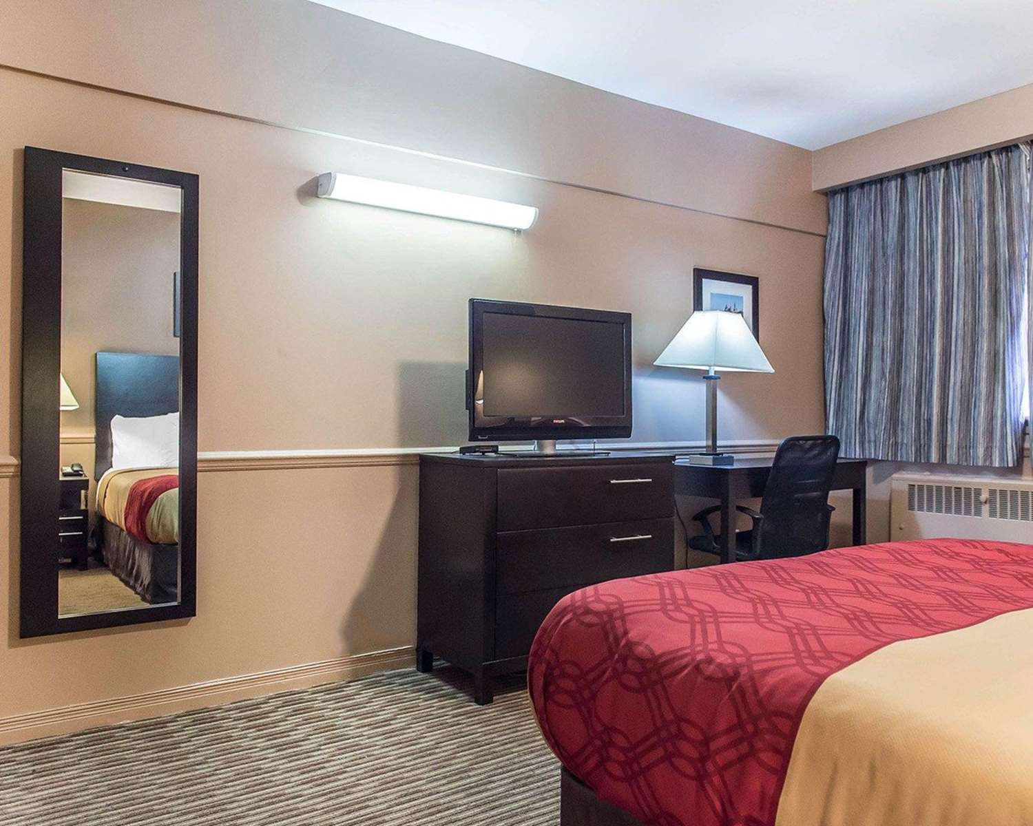 Econo Lodge Downtown Ottawa 21/50