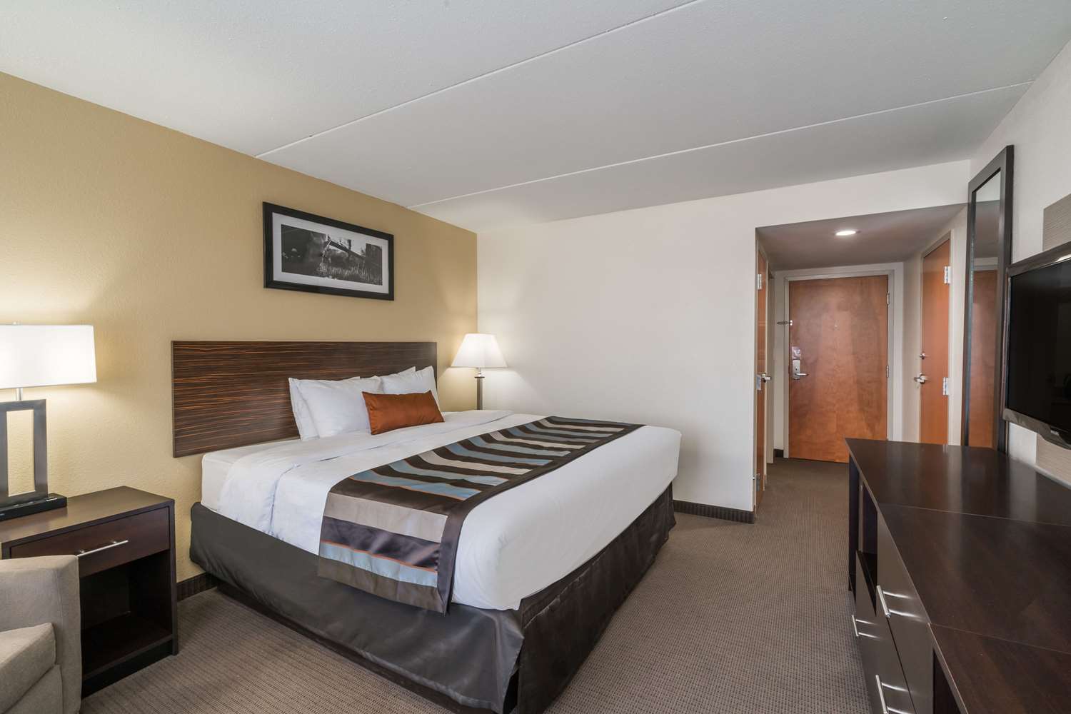 Wingate By Wyndham Bowling Green 13/49