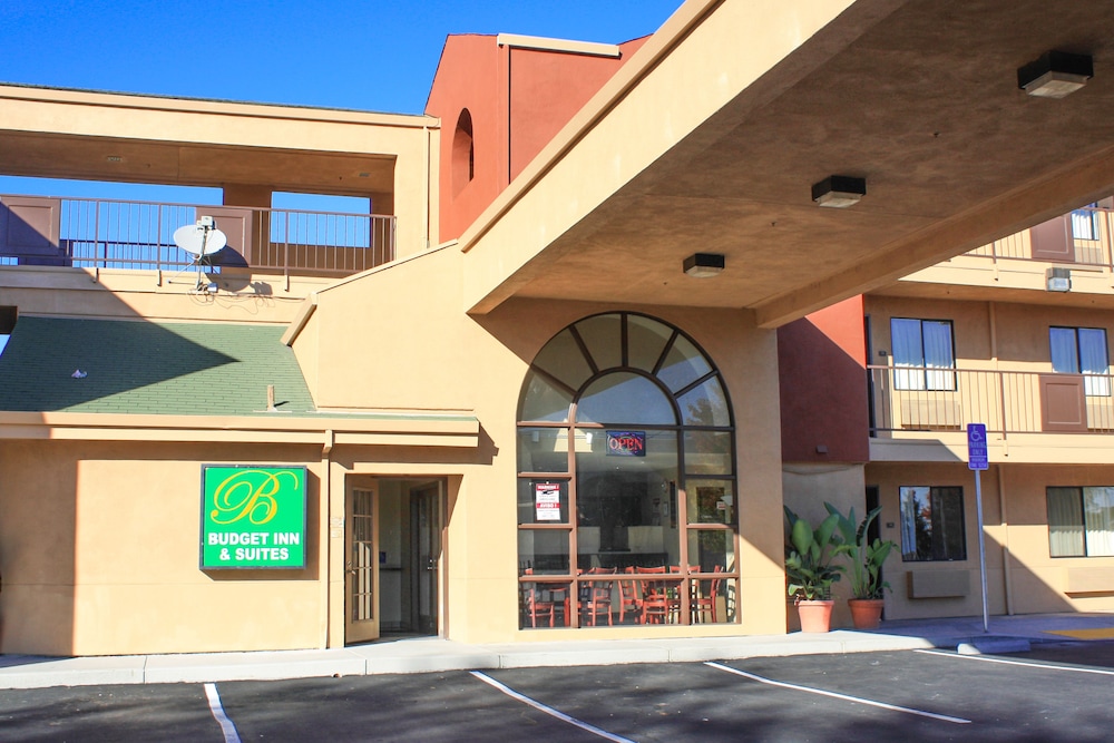 Budget Inn and Suites Stockton 49/55