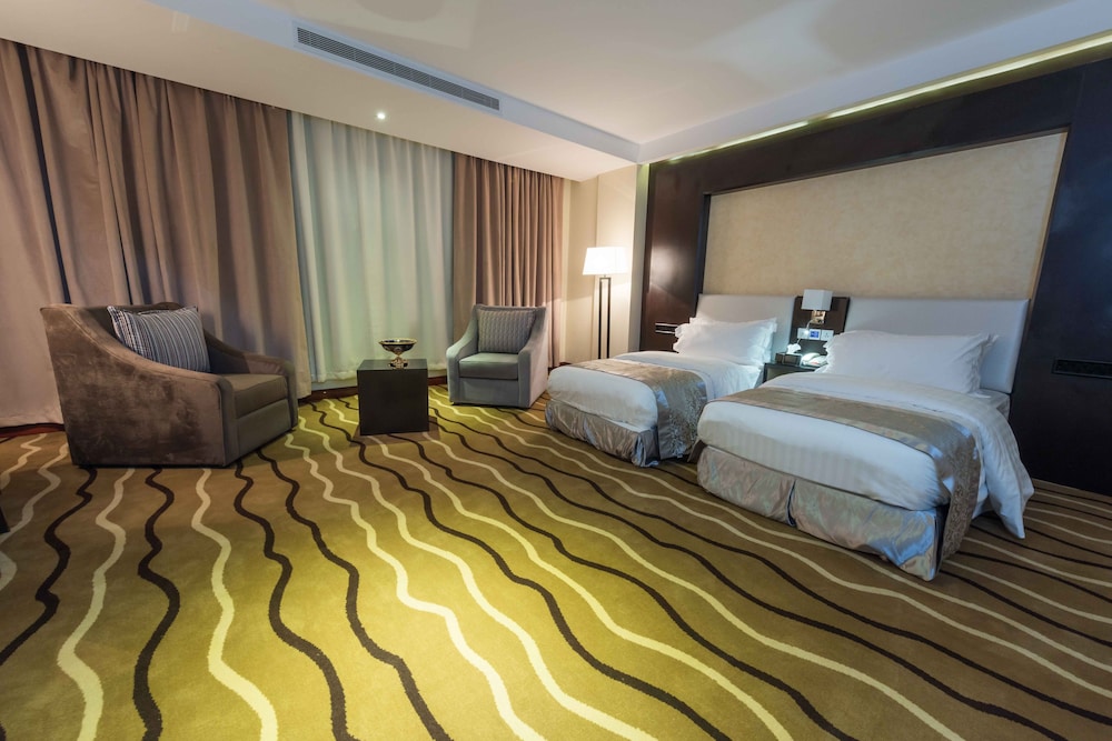 فندق ناشونال بارك(National Park Hotel) 16/66