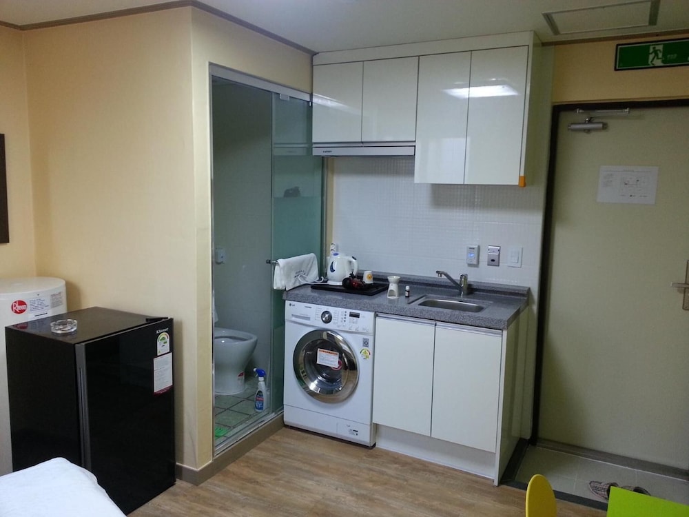 Cheonggye Haus 35/36