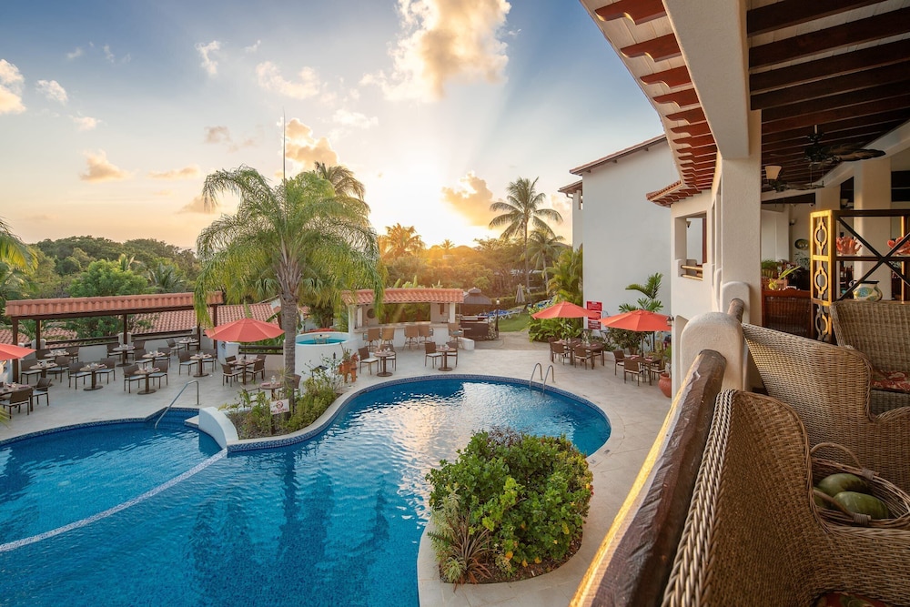 Sugar Cane Club Hotel & Spa 7/43