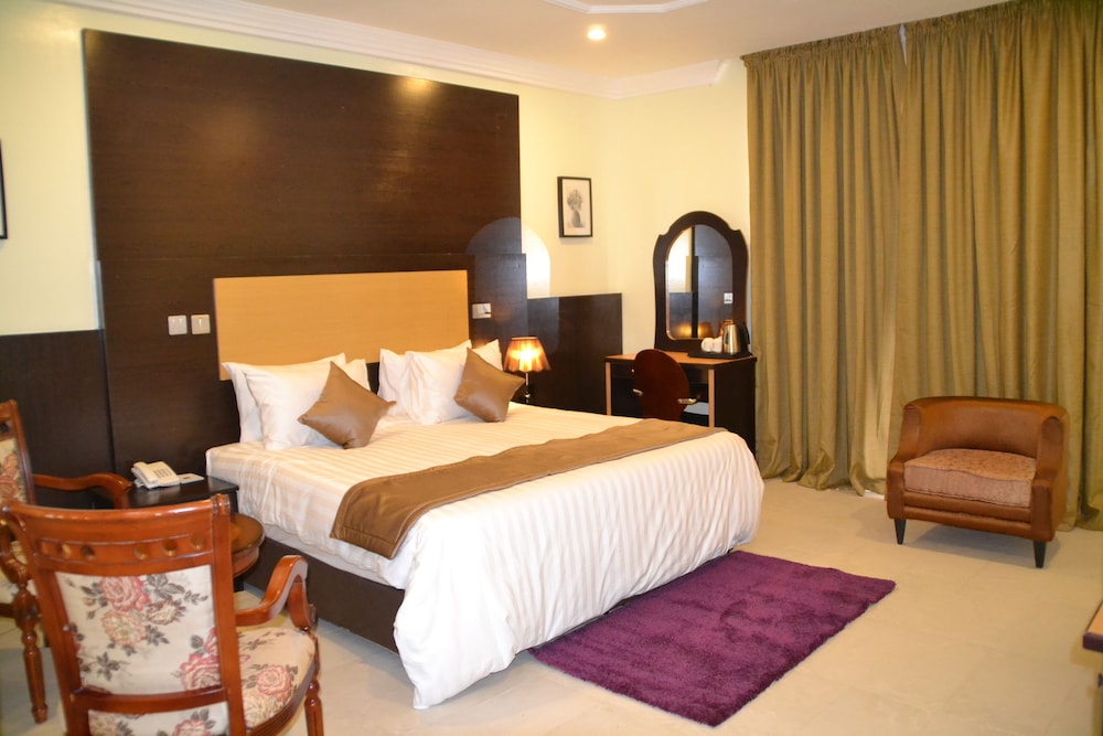 Warri Wetland Hotel 9/39