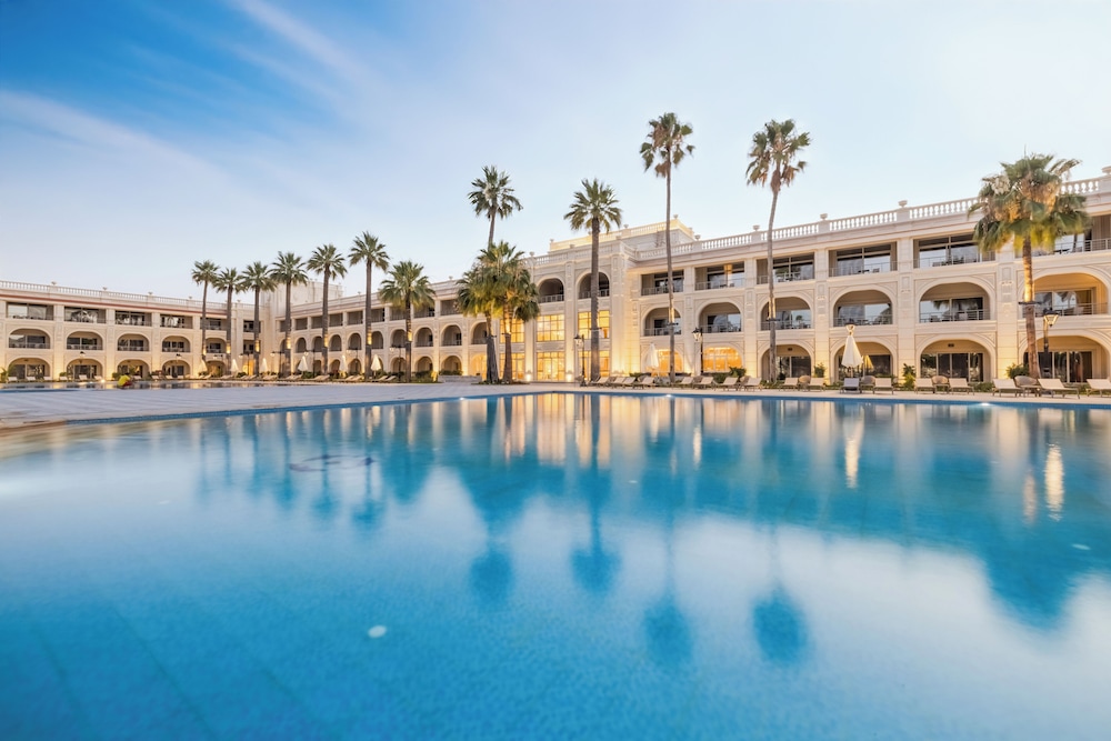 Helnan Antoniades Palace 6/60