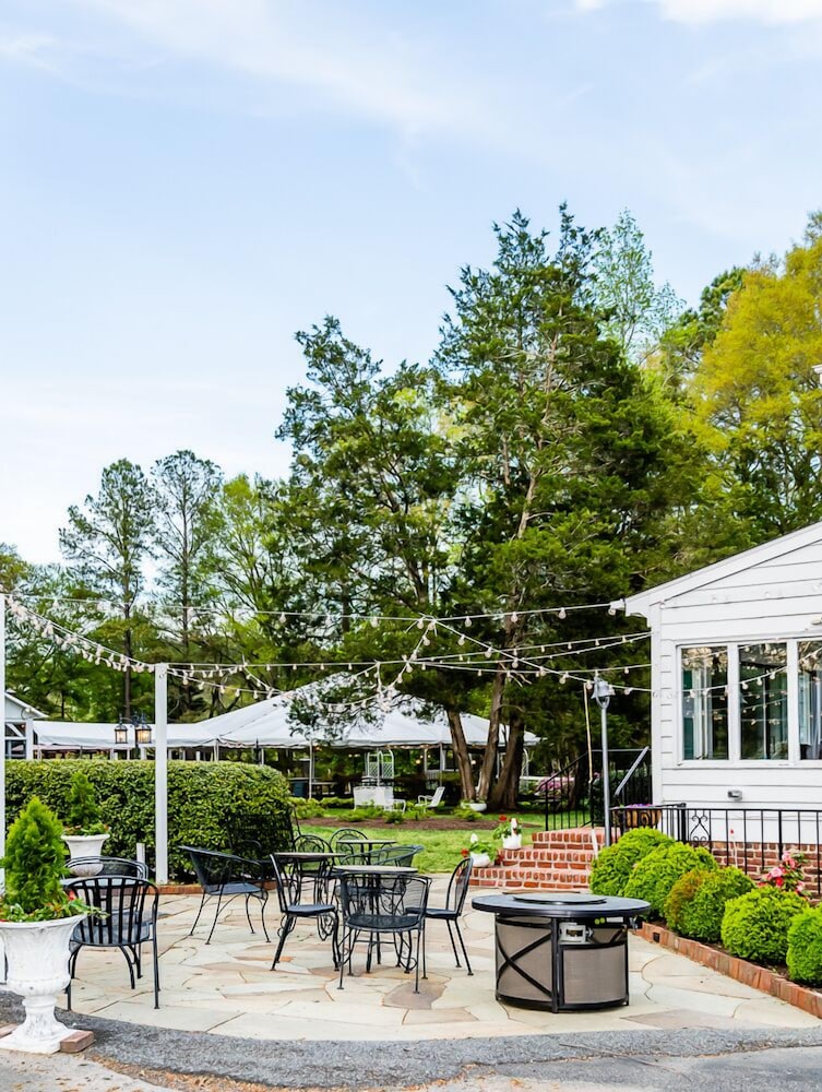 The Virginia Cliffe Inn 39/50