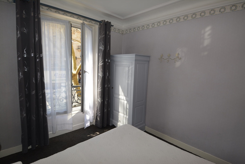 Port Royal Hotel 15/30