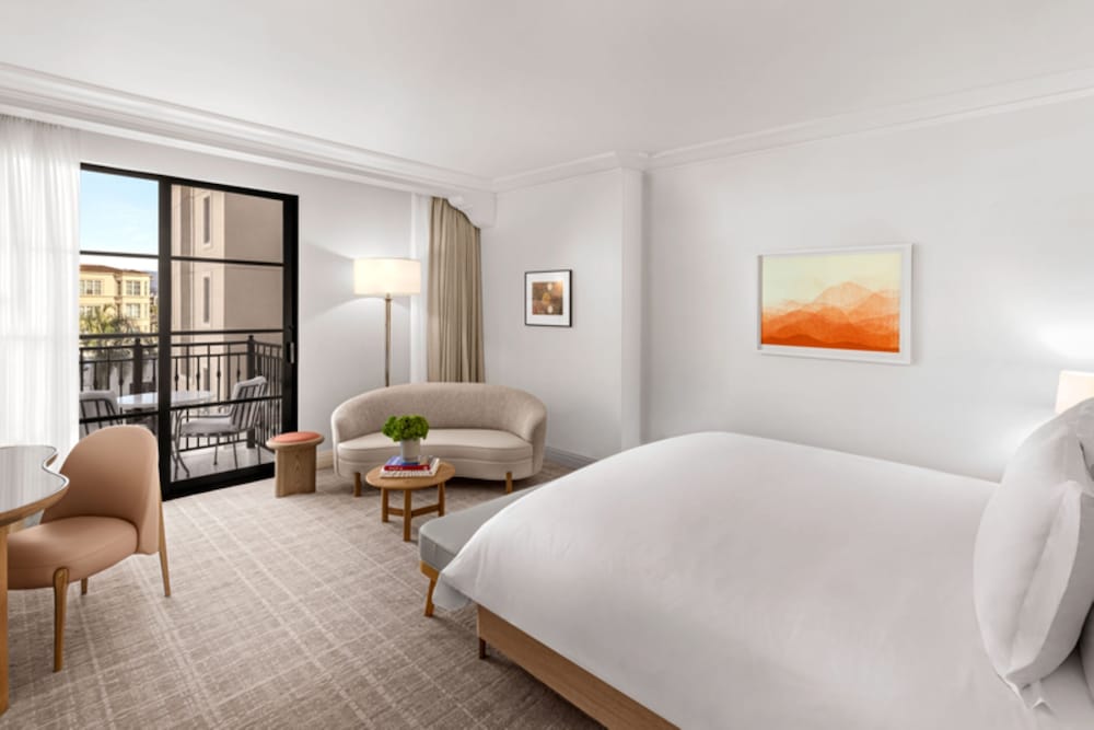 The Maybourne Beverly Hills 7/49