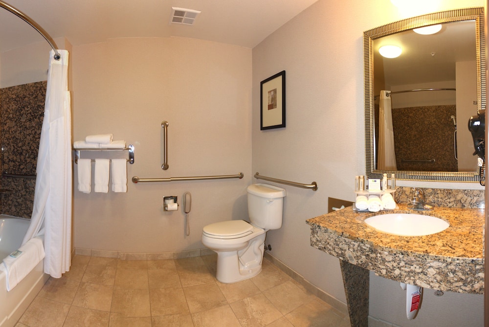 Holiday Inn Express Hotel and Suites Vancouver Mall/Portland Area 15/71