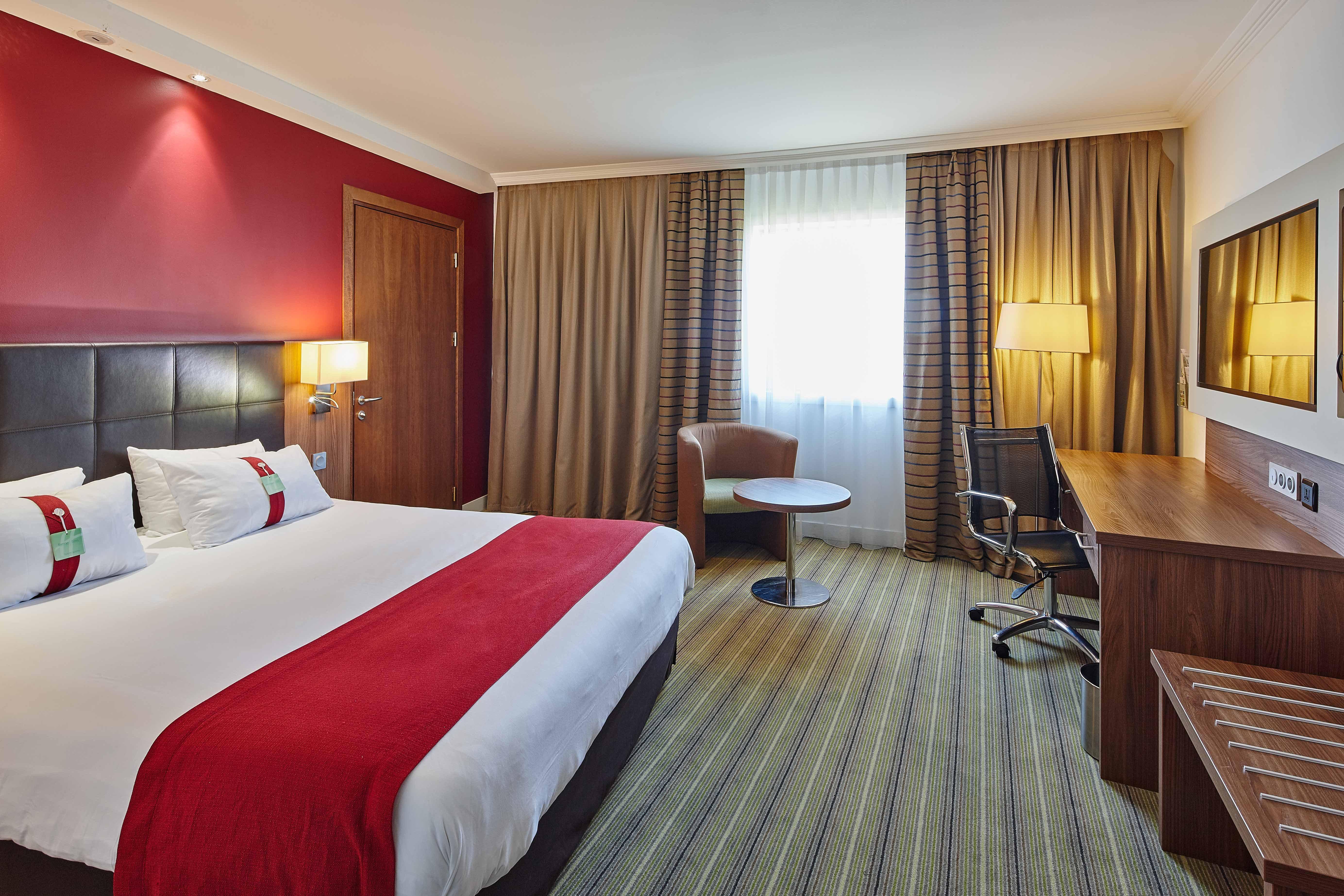 HOLIDAY INN PARIS MARNE LA VALLEE 15/50