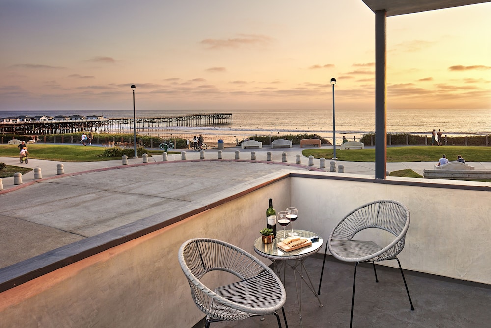 Pacific View Inn 47/59