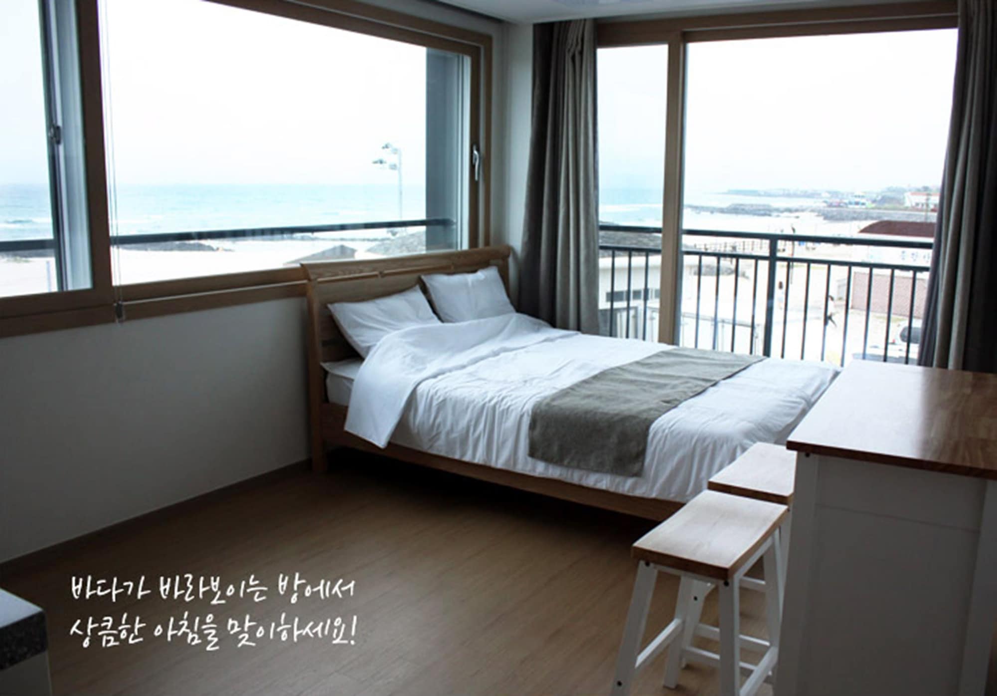 1 BEDROOM, SUITE