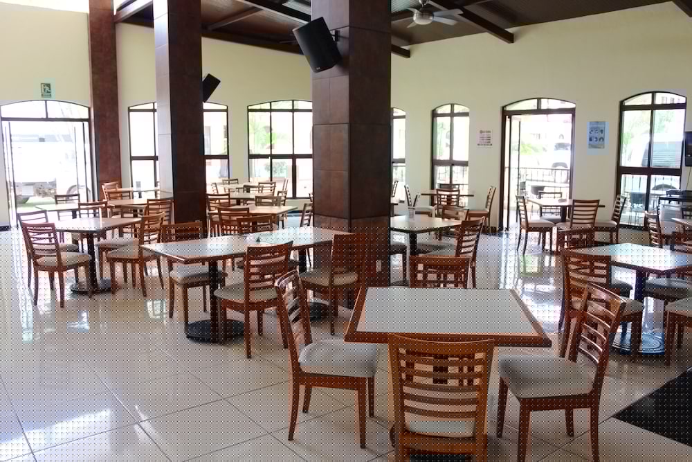 Hotel Las Palomas 44/59
