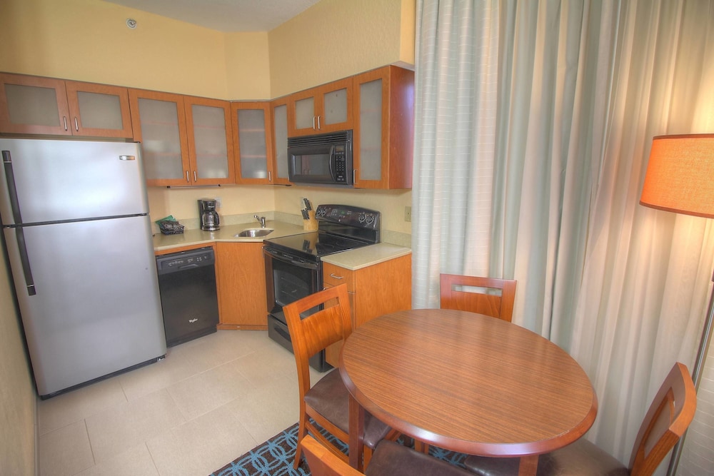 Fairfield Inn & Suites West Palm Beach Jupiter 34/37