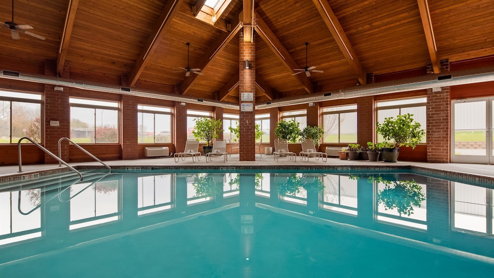 Best Western Geneseo Inn 25/32
