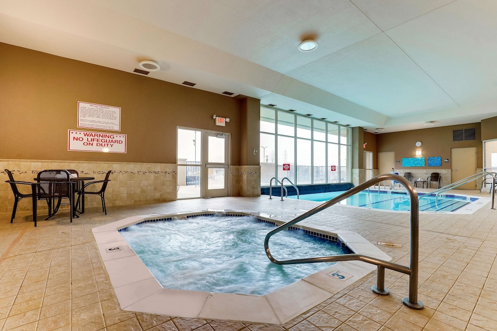 Drury Inn and Suites St Louis Arnold 22/46