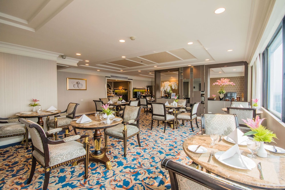 Golden Tulip Sovereign Hotel 35/50