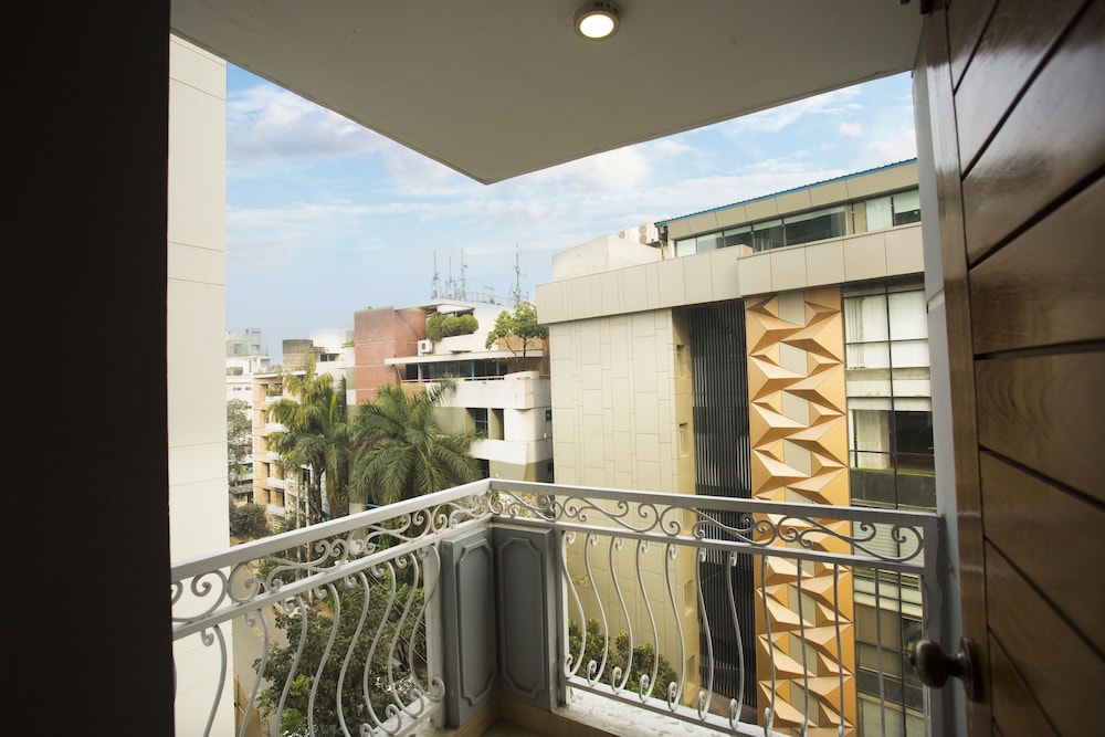 Shinepukur Suites 18/29