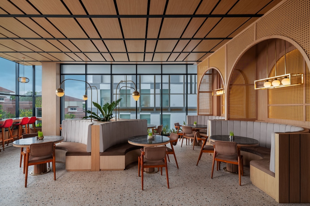 The Manohara Hotel Yogyakarta 43/67