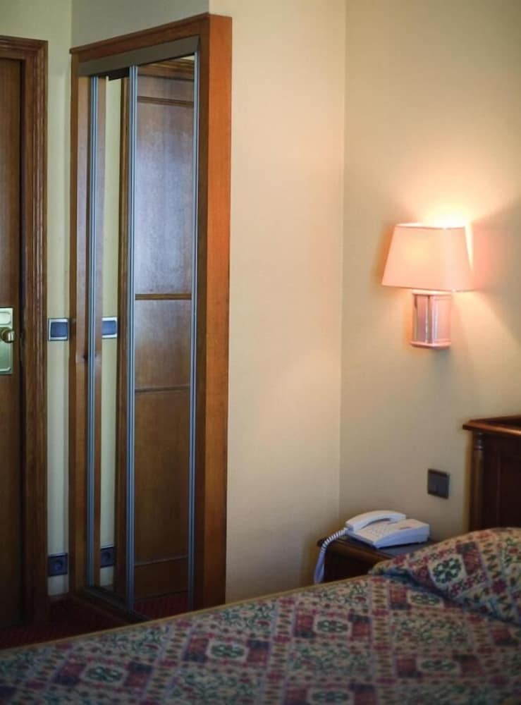 Hotel Meslay Republique 24/51